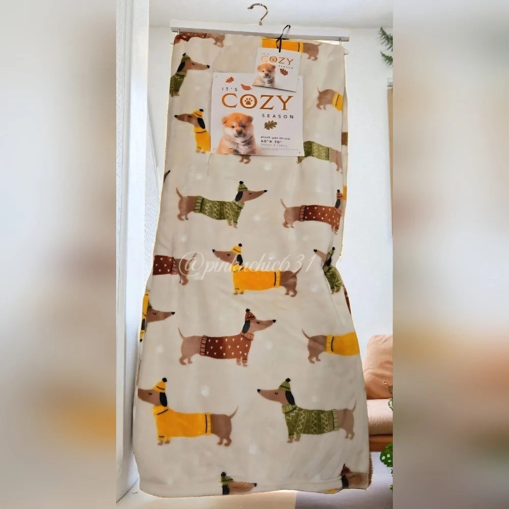 Dachshund Weiner Weenie Winter Dog Sweater And Hats Plush Throw Blanket
